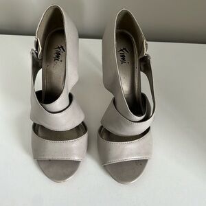 Fioni heels size 6